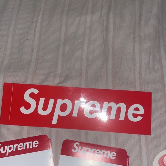 Supreme stickers - Picture 2 of 6